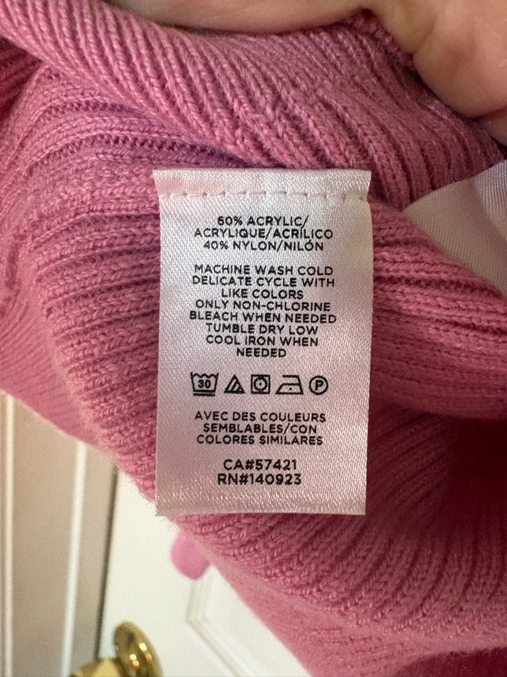 LOFT Rose Pink Ribbed Rounded V-Neck Sweater - Picture 4 of 4